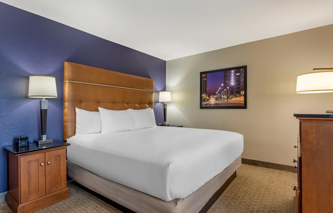 Drury Inn & Suites Atlanta Morrow - King Suite