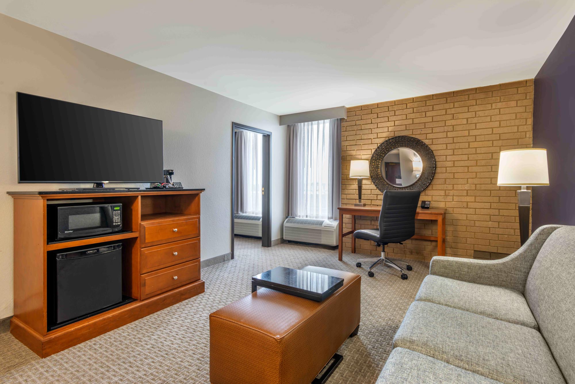 Drury Inn & Suites Atlanta Morrow - King Suite