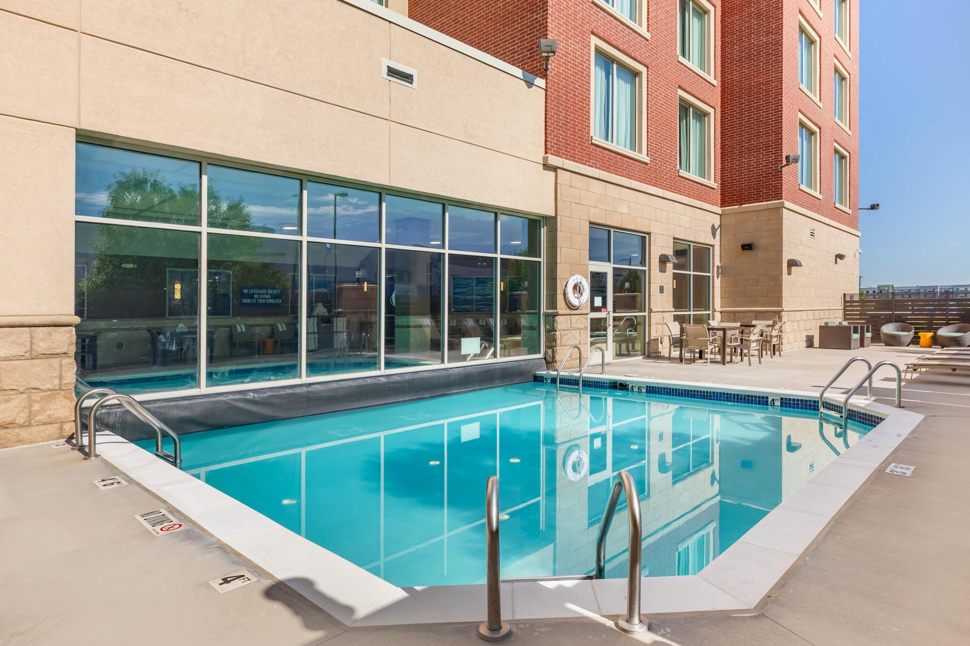 Drury Plaza Hotel Denver Central Park - Pool