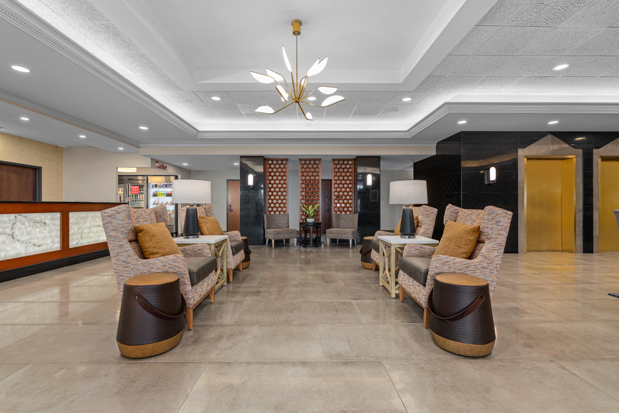 Drury Plaza Hotel St. Louis Creve Coeur - Lobby