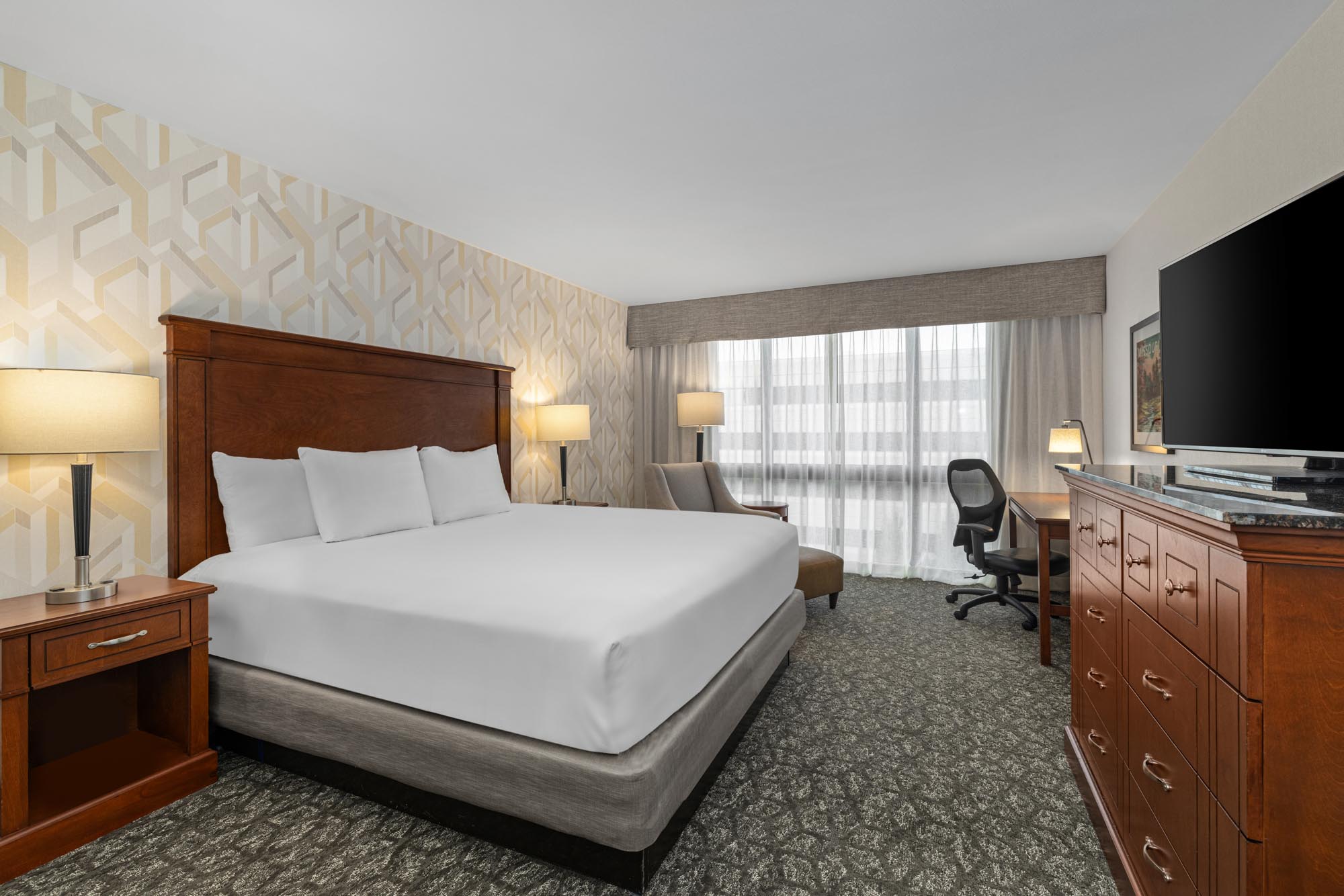 Drury Plaza Hotel St. Louis Creve Coeur - King Room Deluxe