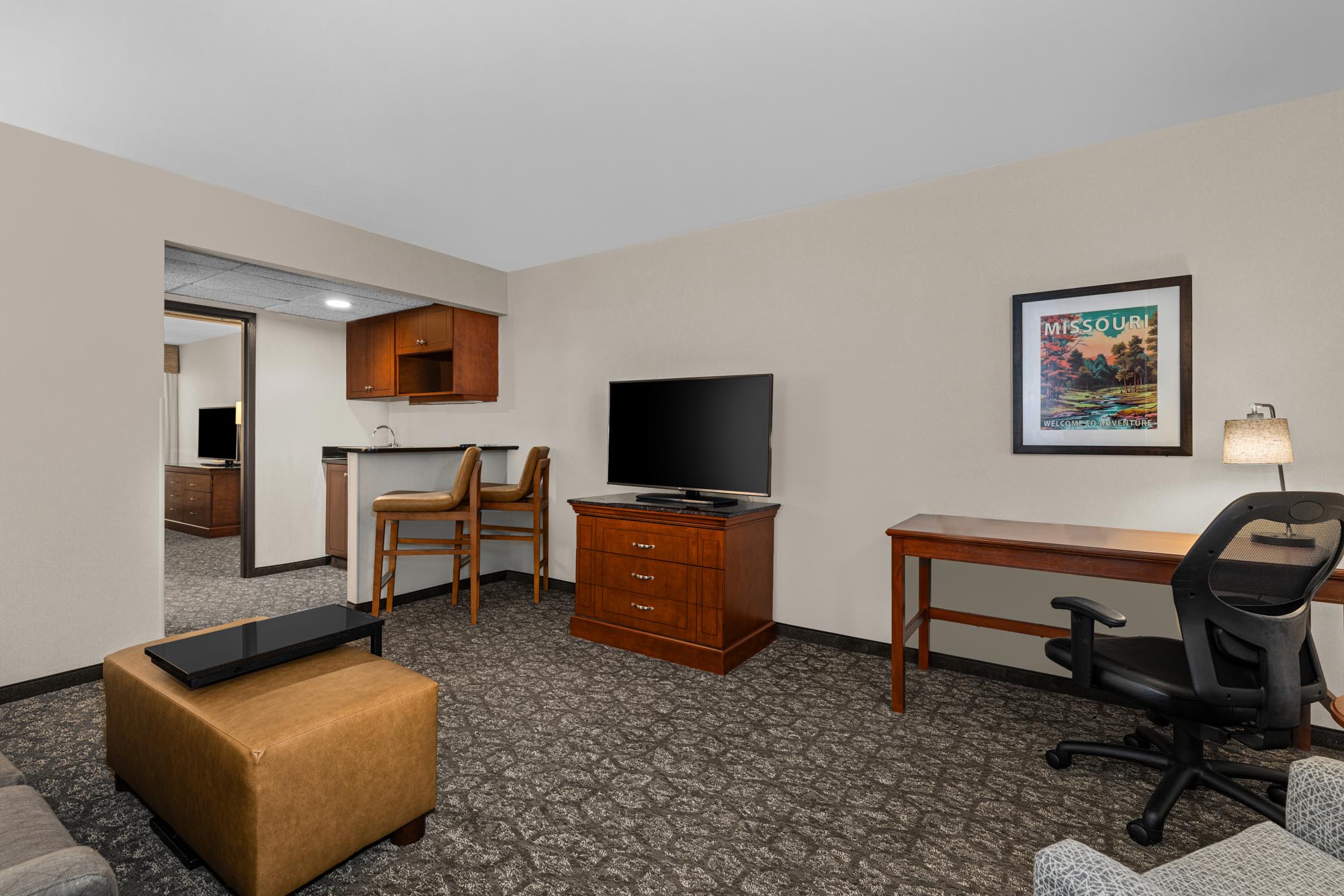 Drury Plaza Hotel St. Louis Creve Coeur - King Suite
