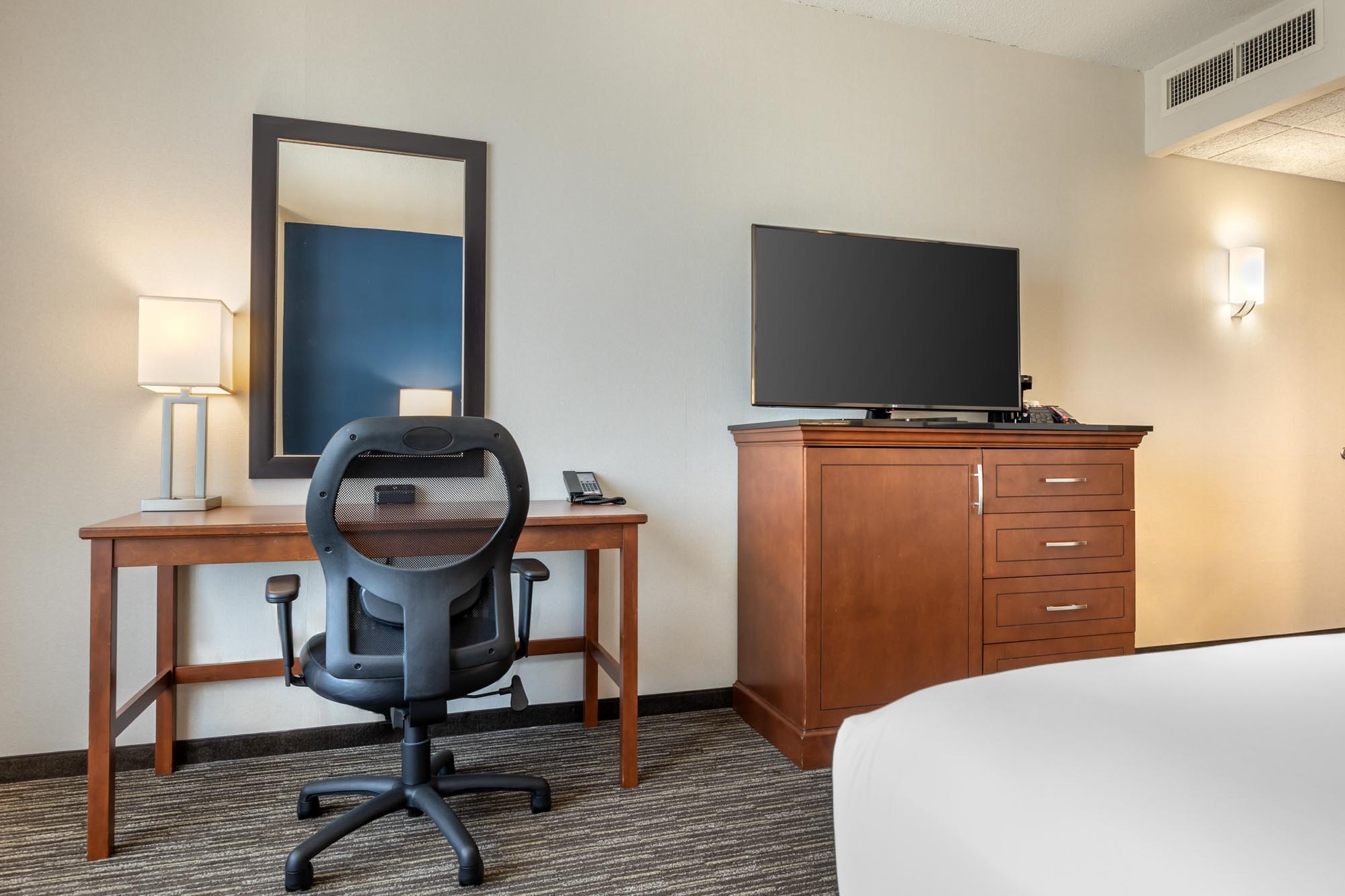 Drury Plaza Hotel Columbia - King Bed Deluxe