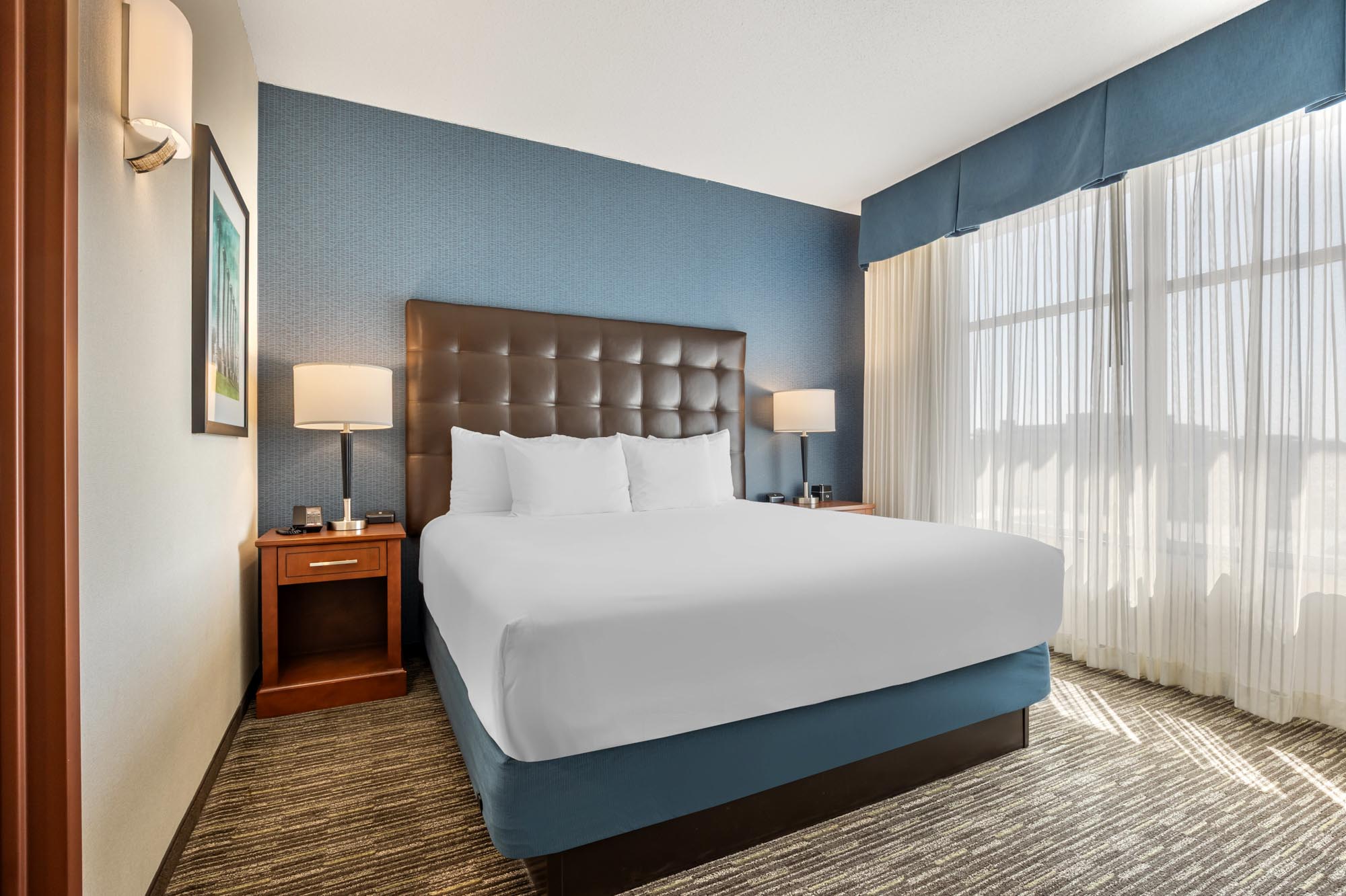 Drury Plaza Hotel Columbia - King Suite