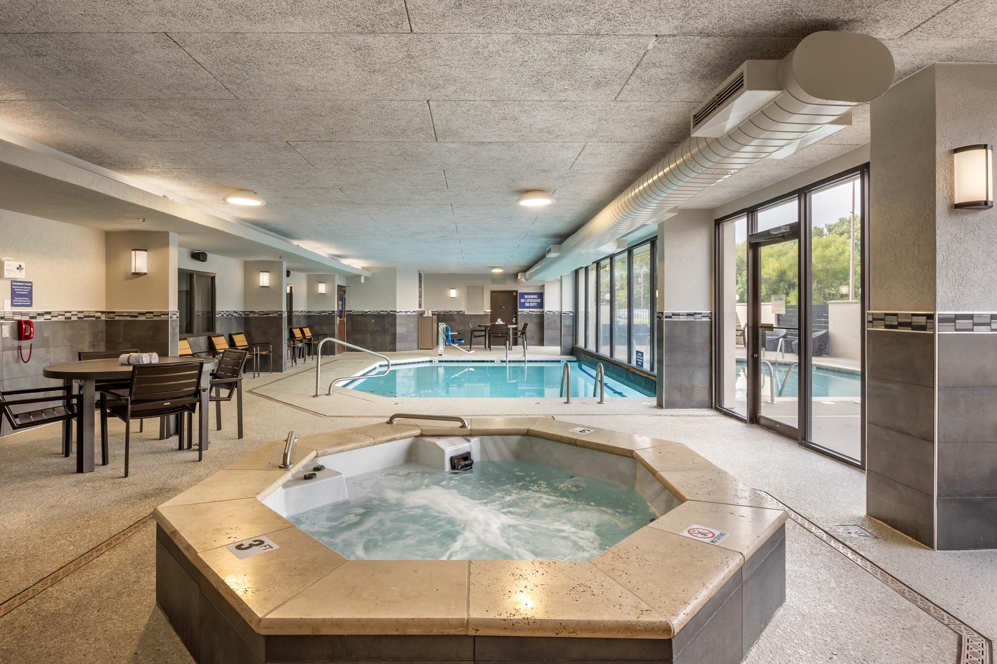 Drury Inn & Suites Springfield, MO - Pool