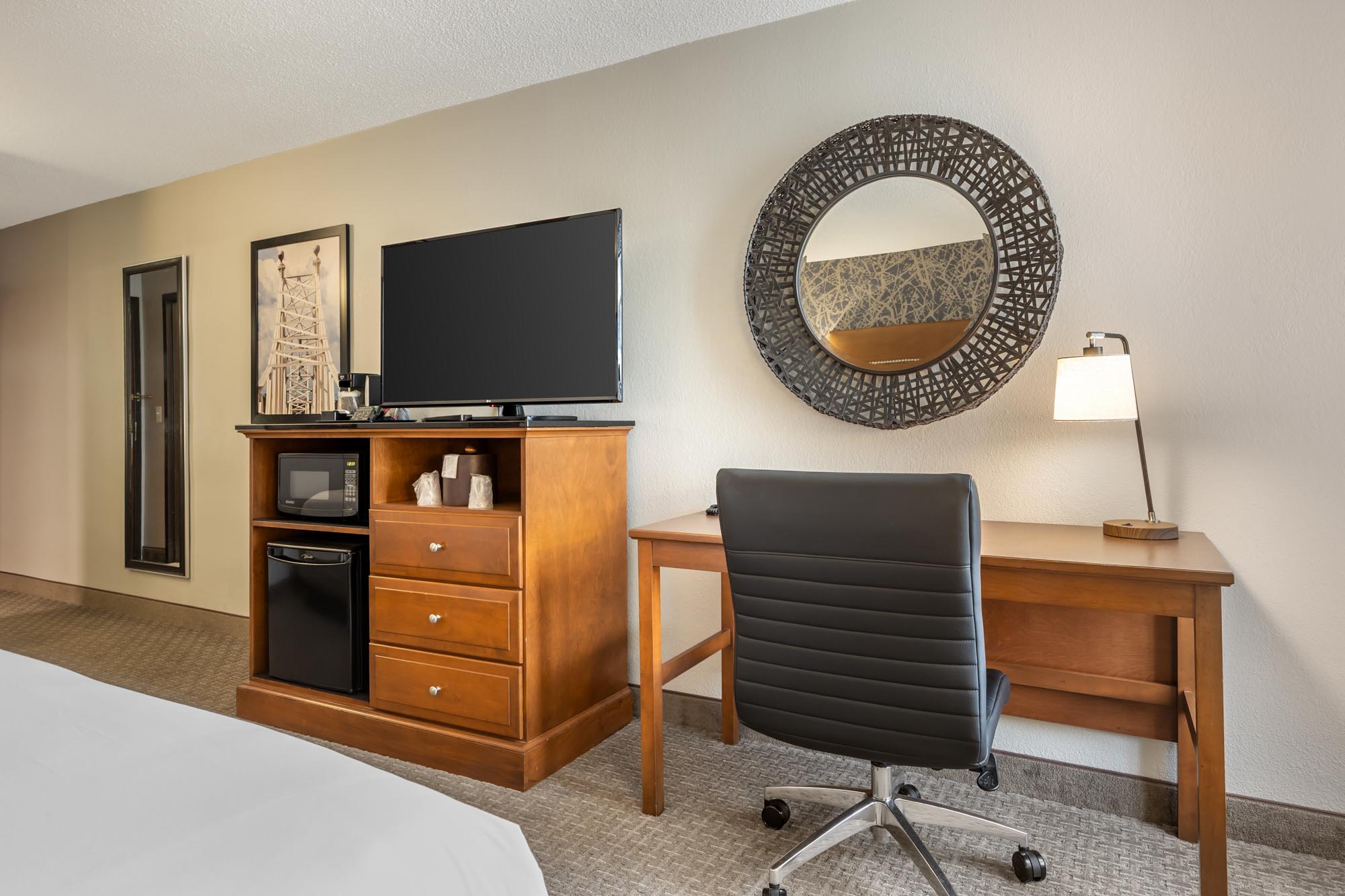 Drury Inn & Suites Springfield, MO - 2 Queen Bed Guestroom