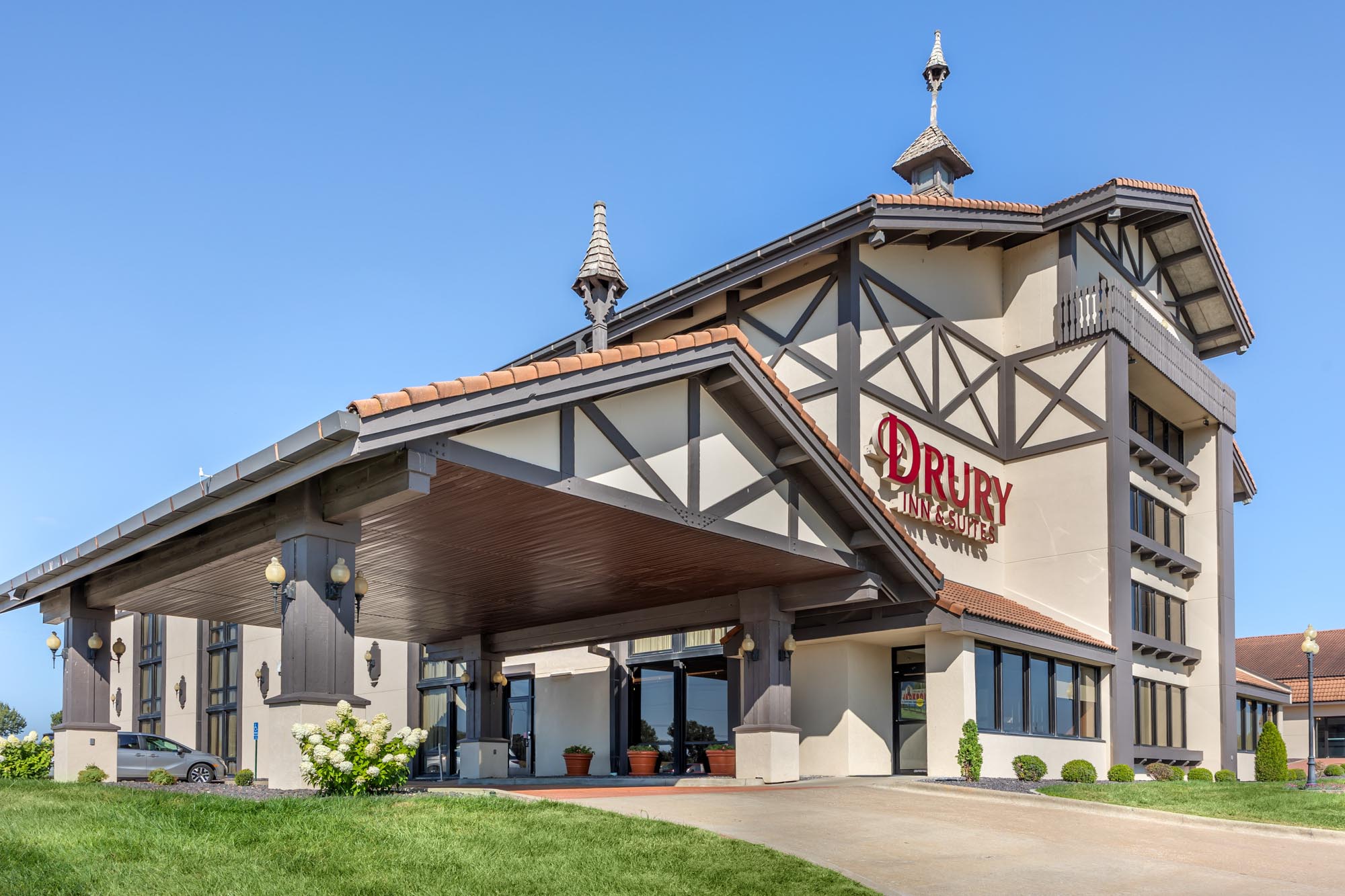 Drury Inn & Suites Jackson Missouri - Exterior