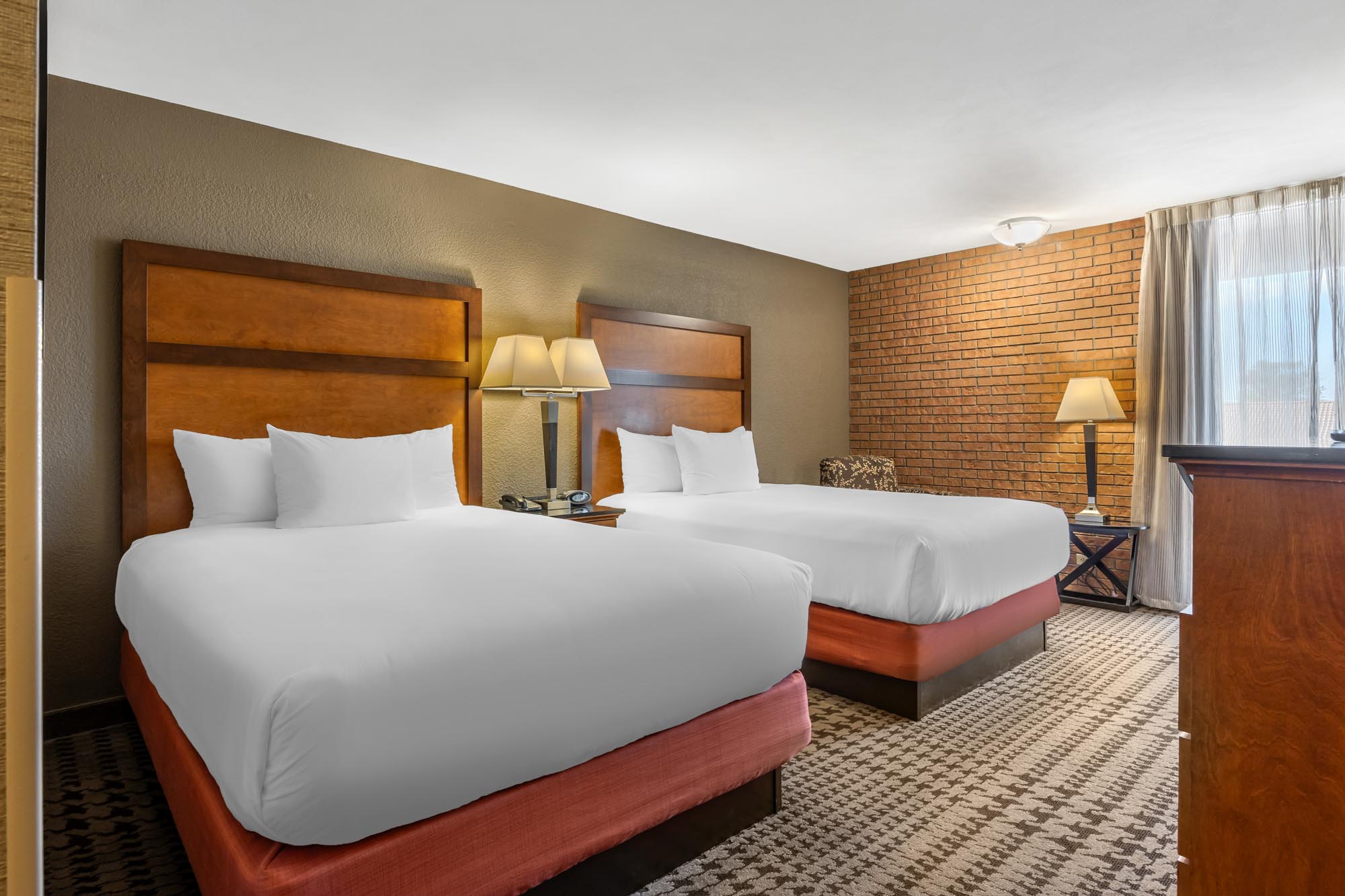 Drury Inn & Suites Jackson Missouri - 2 Queen Beds Deluxe