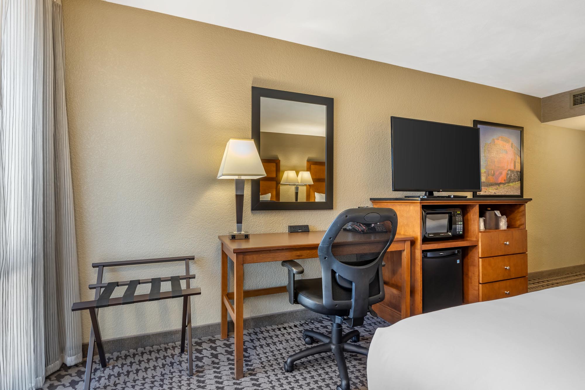 Drury Inn & Suites Jackson Missouri - 2 Queen Beds Deluxe