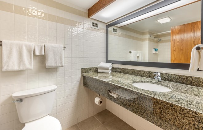 Drury Inn & Suites Jackson Missouri - Bathroom