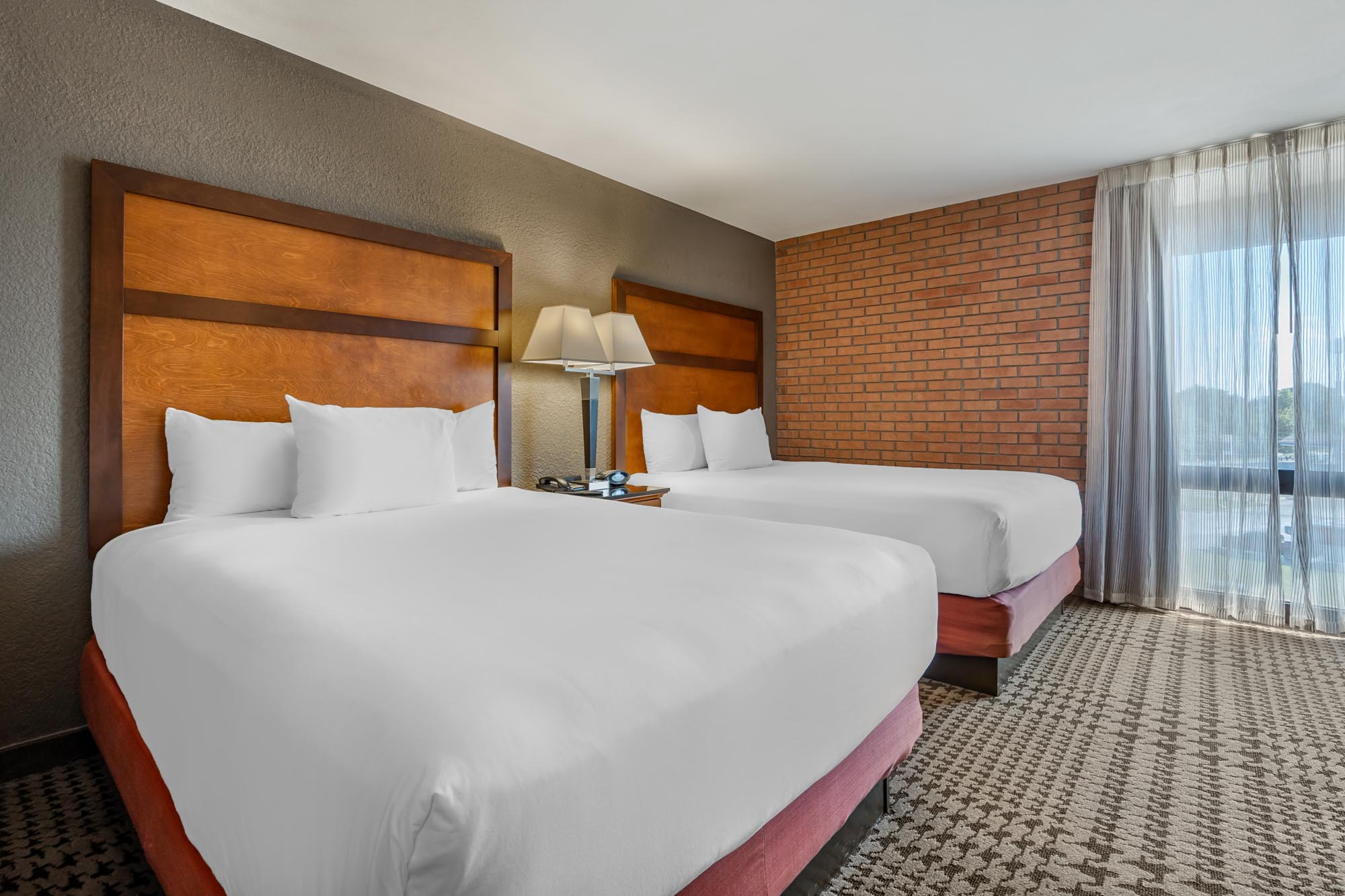 Drury Inn & Suites Jackson Missouri - 2 Queen Bed Suite