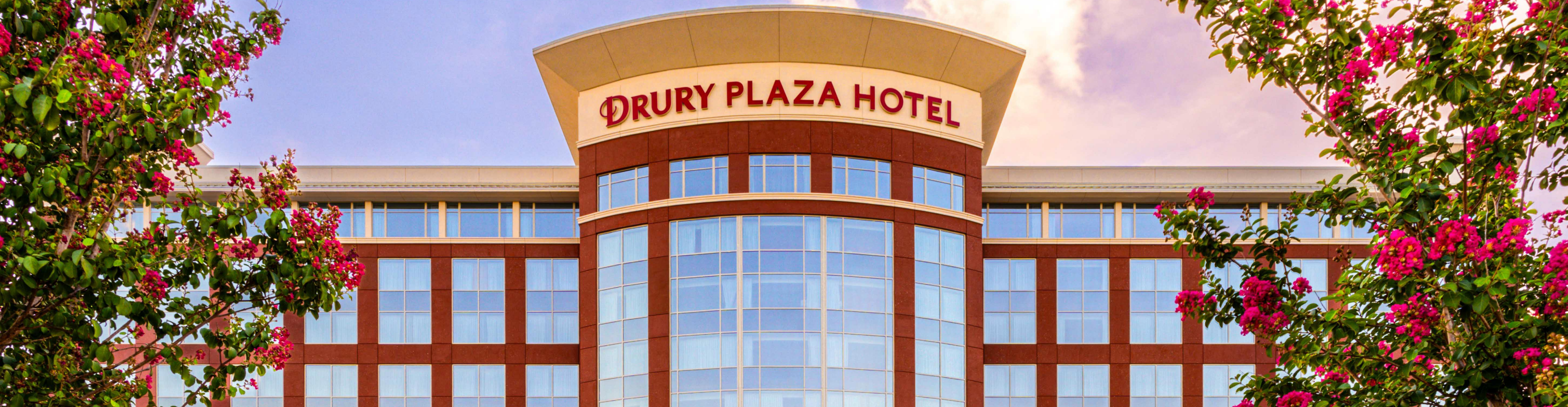 Exterior Image of the Drury Plaza Hotel Arlington