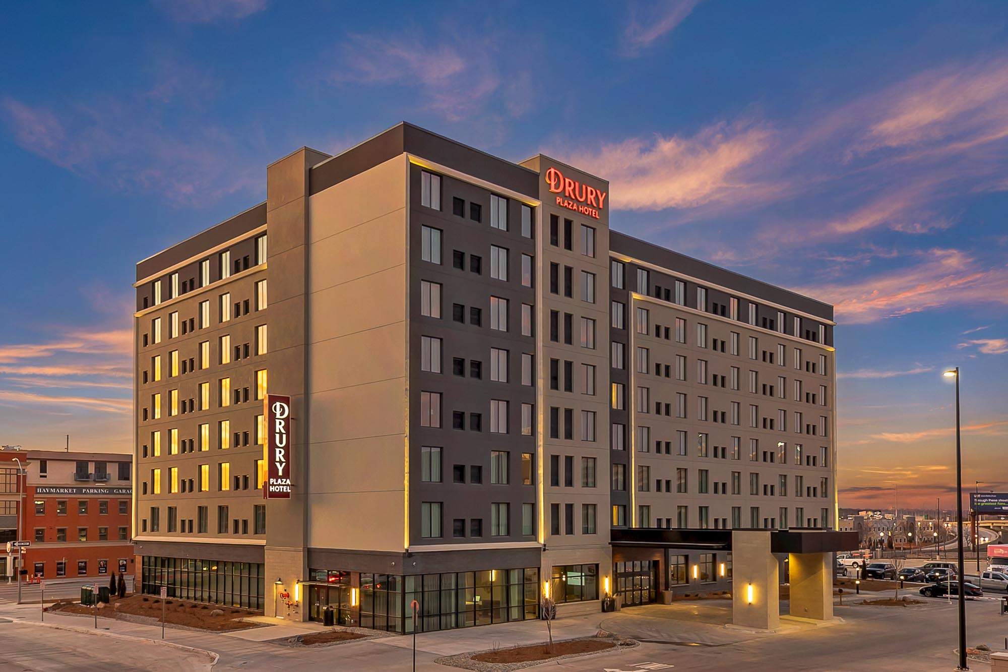 Drury Plaza Hotel Lincoln Downtown - Exterior