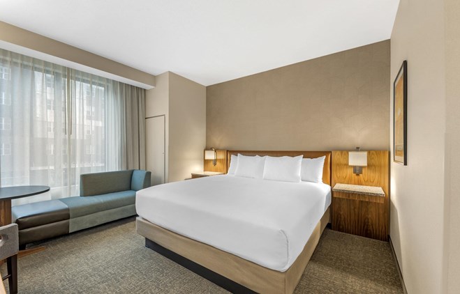 1 King Bed Room
