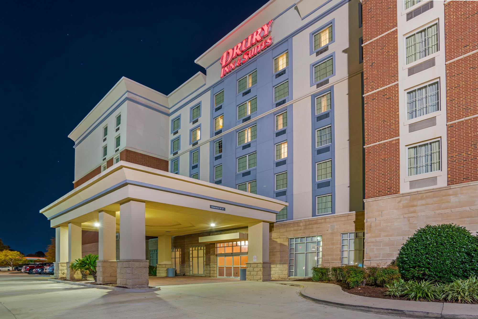 Drury Inn & Suites Baton Rouge - Exterior