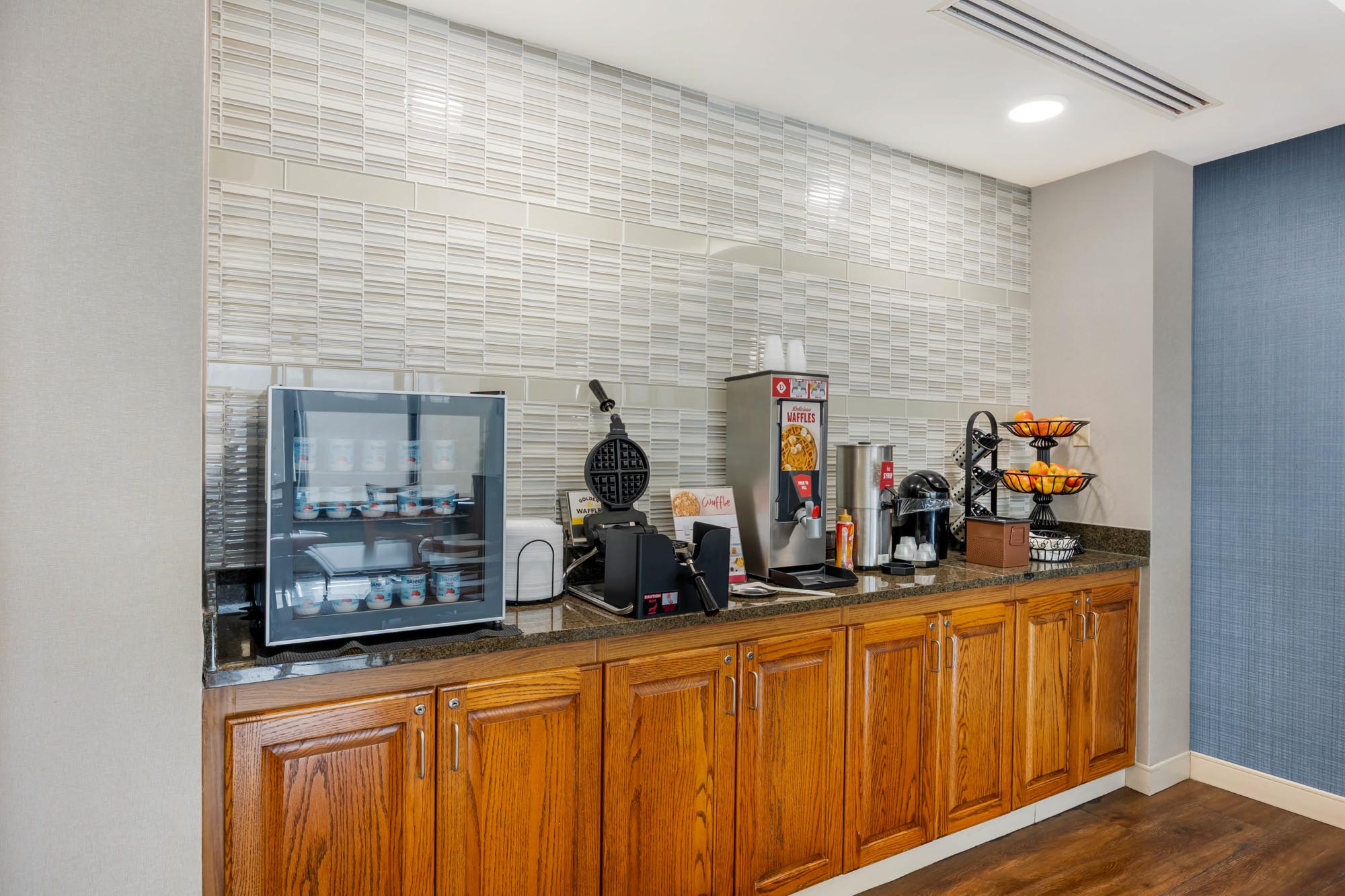 Pear Tree Inn Cape Girardeau West - Dining Area