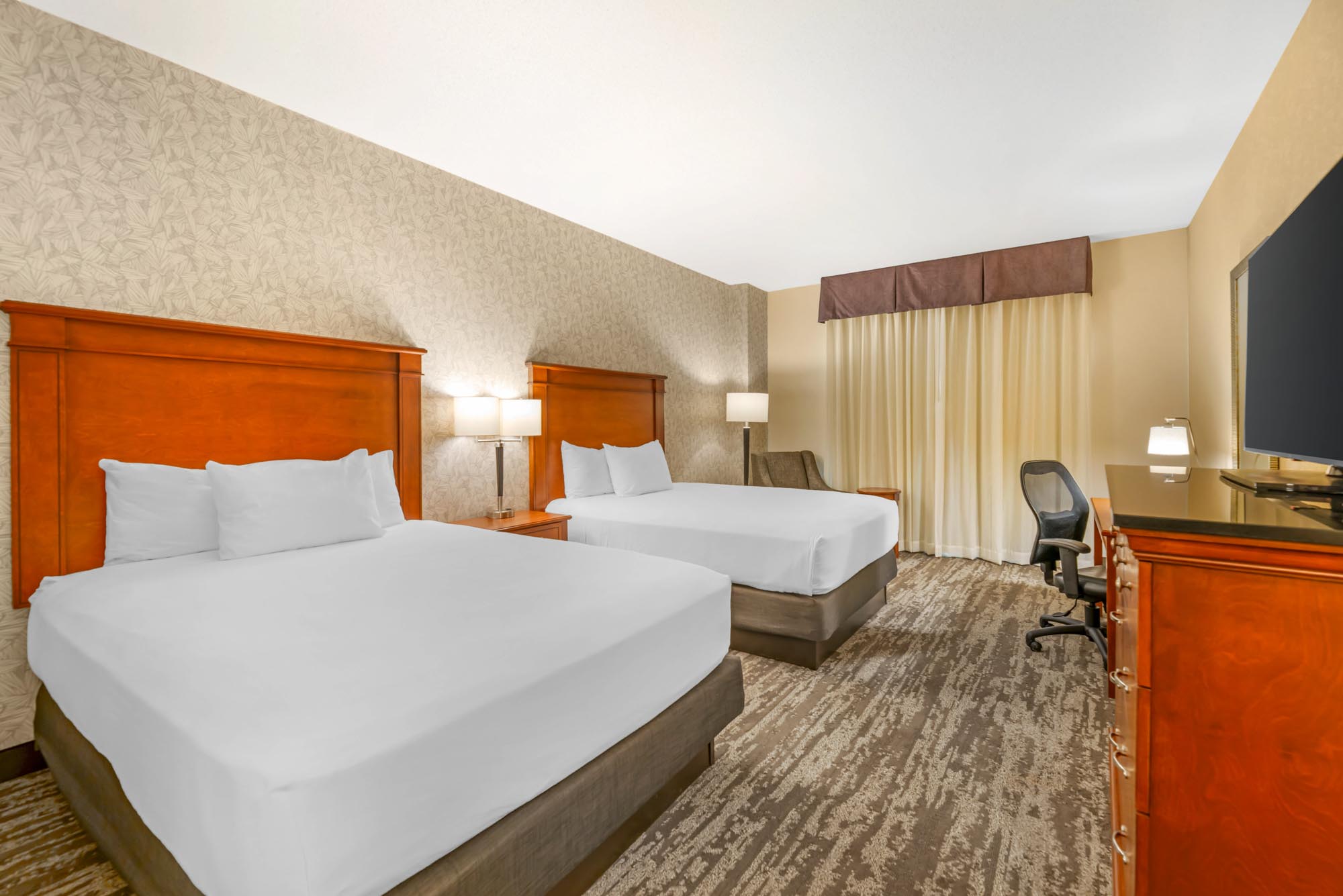 Drury Plaza Hotel St. Louis Brentwood - 2 Queen Bed Room