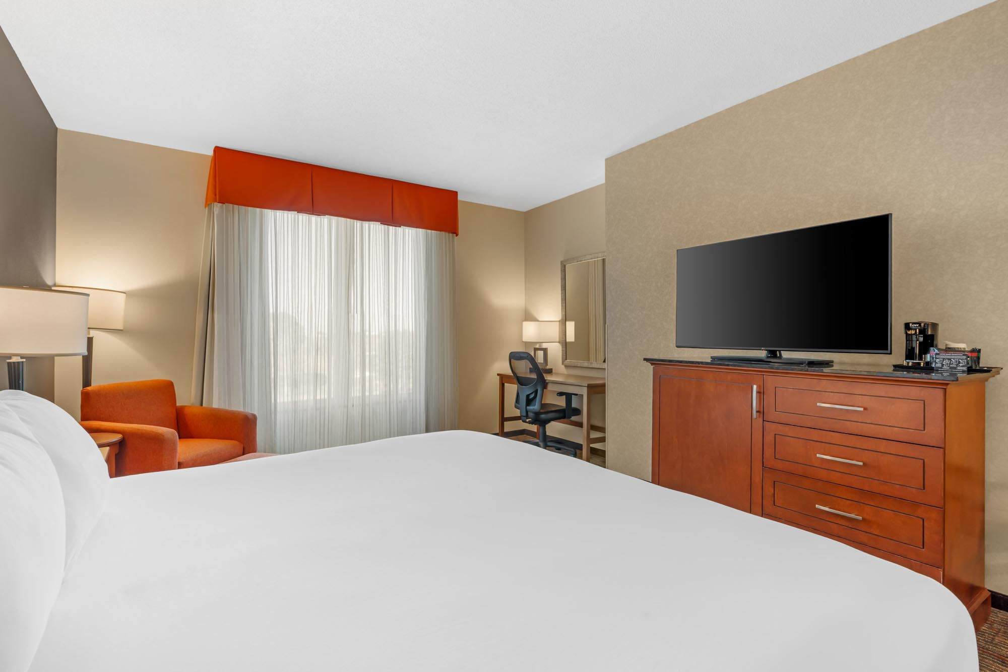 Drury Inn & Suites Fort Myers Airport FGCU - 1 King Bed