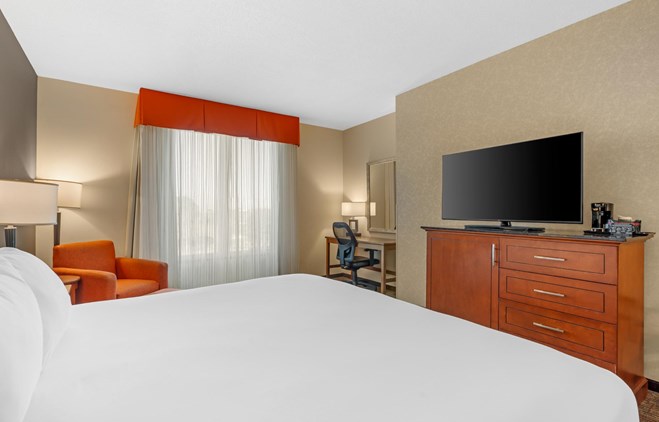 Drury Inn & Suites Fort Myers Airport FGCU - 1 King Bed
