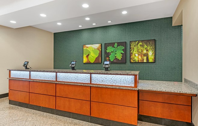 Drury Inn and Suites Colorado Springs Near The Air Force Academy