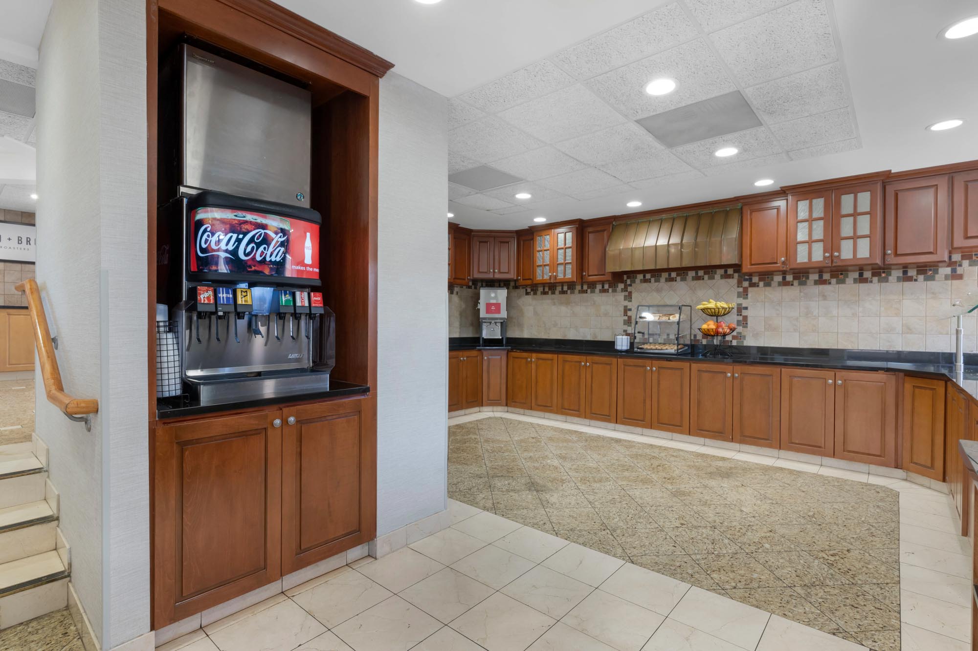 Drury Inn & Suites Joplin - Dining Area