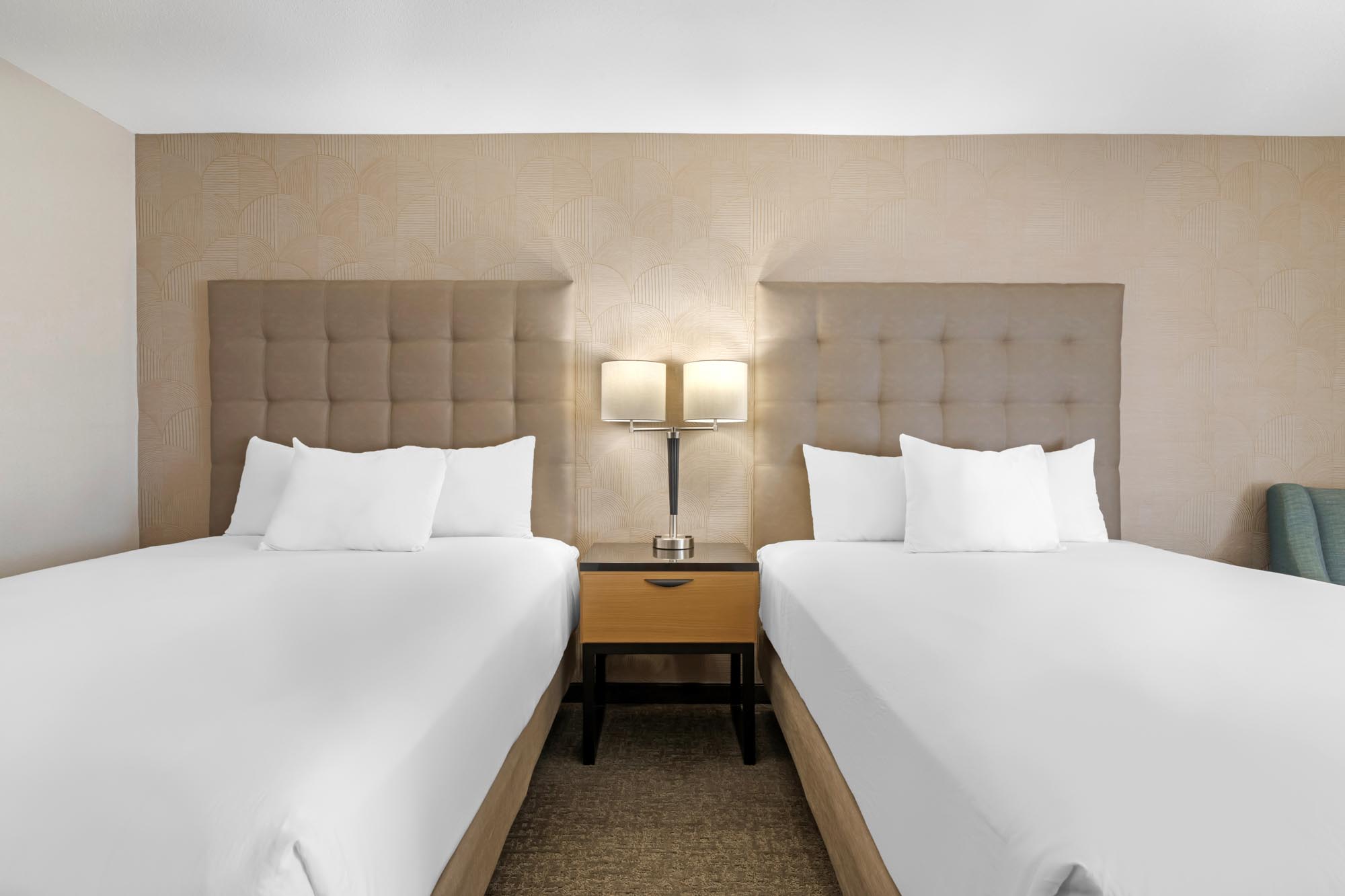 Drury Inn & Suites Joplin - 2 Queen Beds