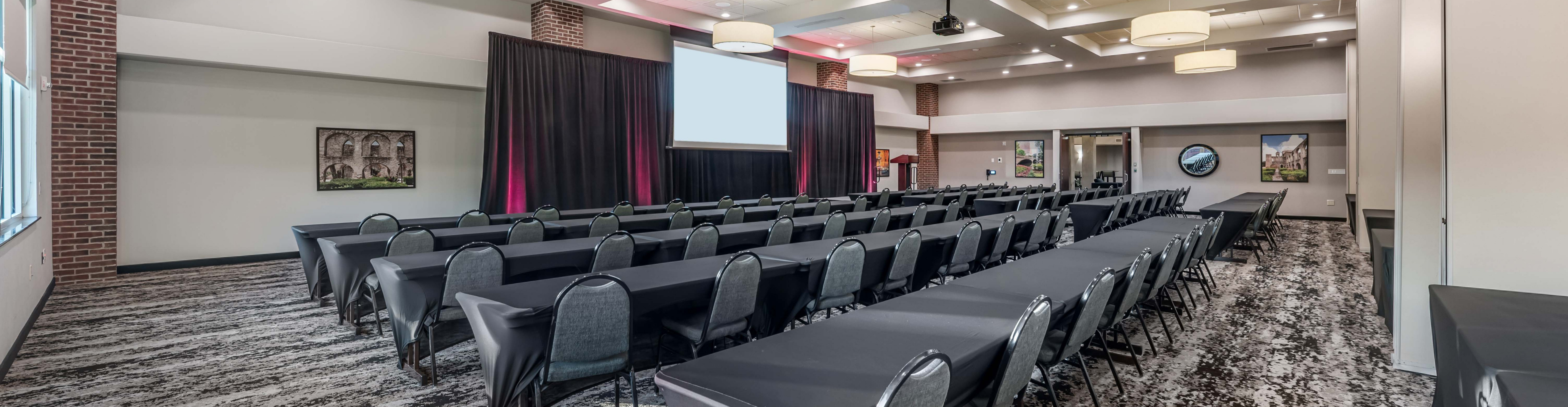 DIS San Antonio Hotel Meeting