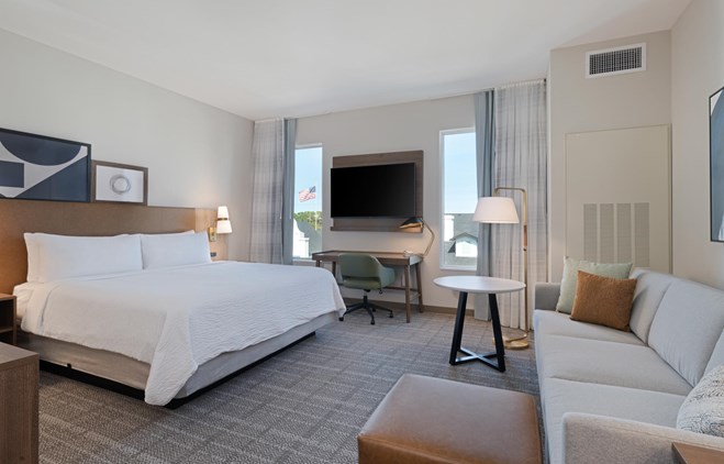 Drury Inn & Suites Destin Miramar Beach - 1 King Bed Studio Suite
