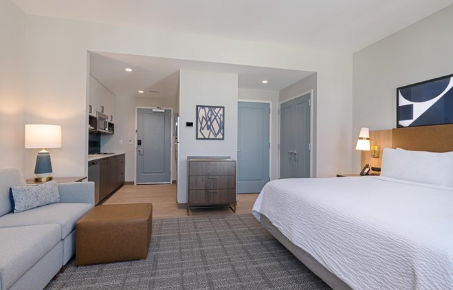 Drury Inn & Suites Destin Miramar Beach - 1 King Bed Studio Suite