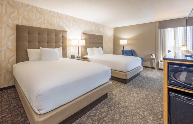 Drury Inn & Suites St. Louis Airport -  2 Queen Bed Room