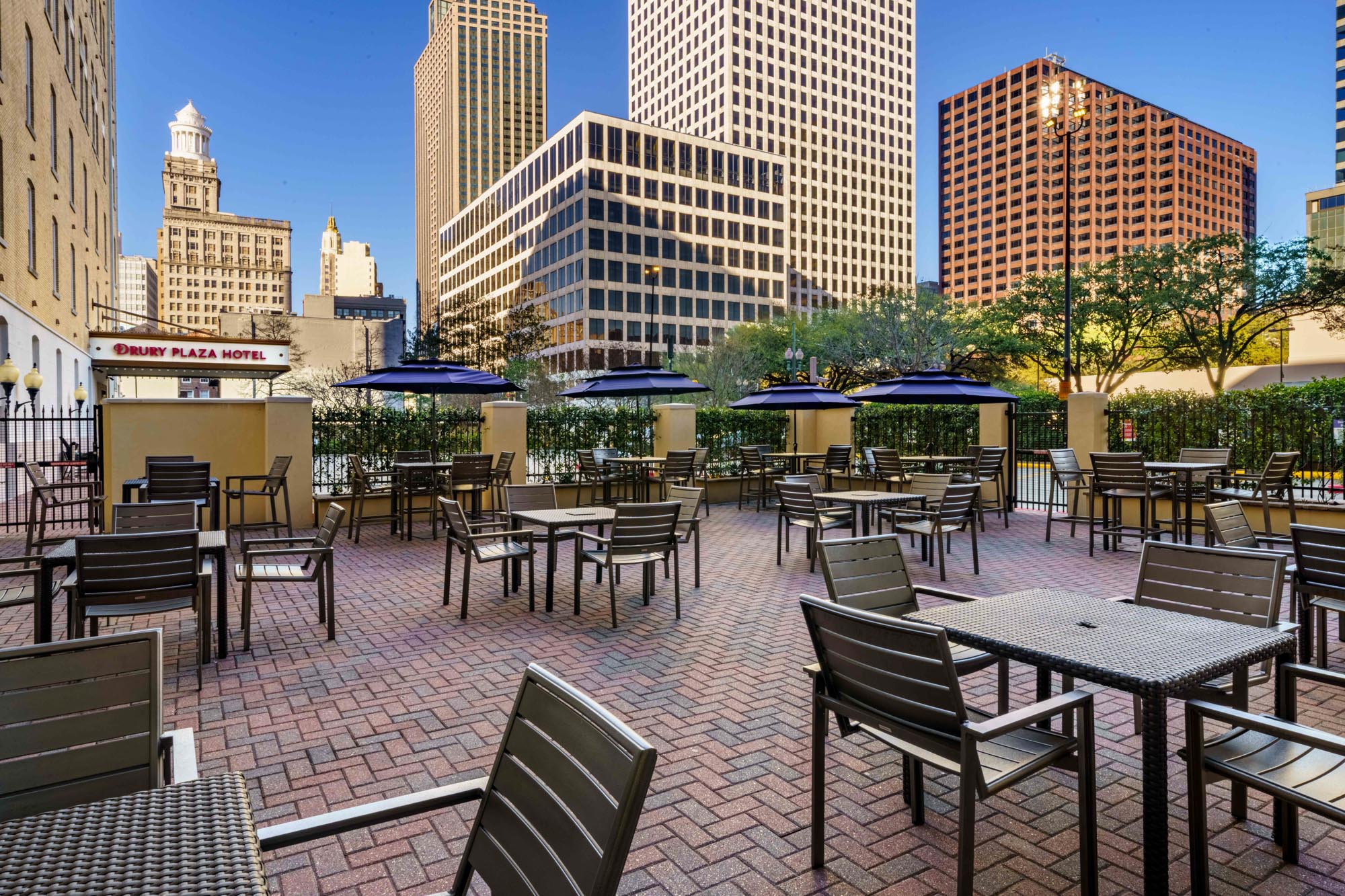 Drury Plaza Hotel New Orleans - Patio