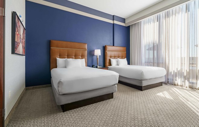 Drury Plaza Hotel New Orleans - 2 Queen Bed Suite
