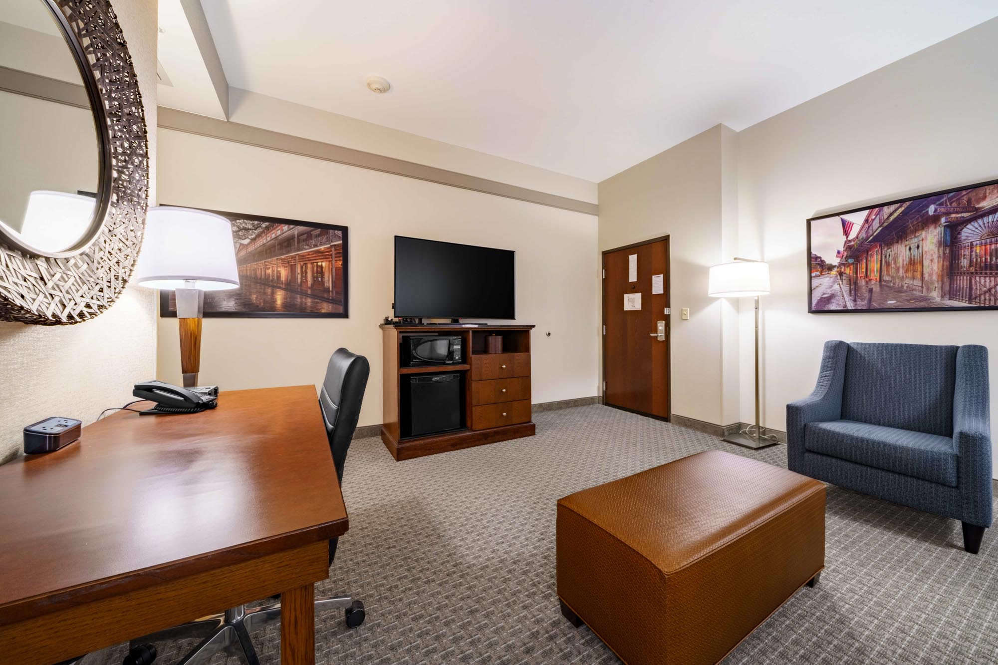 Drury Plaza Hotel New Orleans - 2 Queen Bed Suite