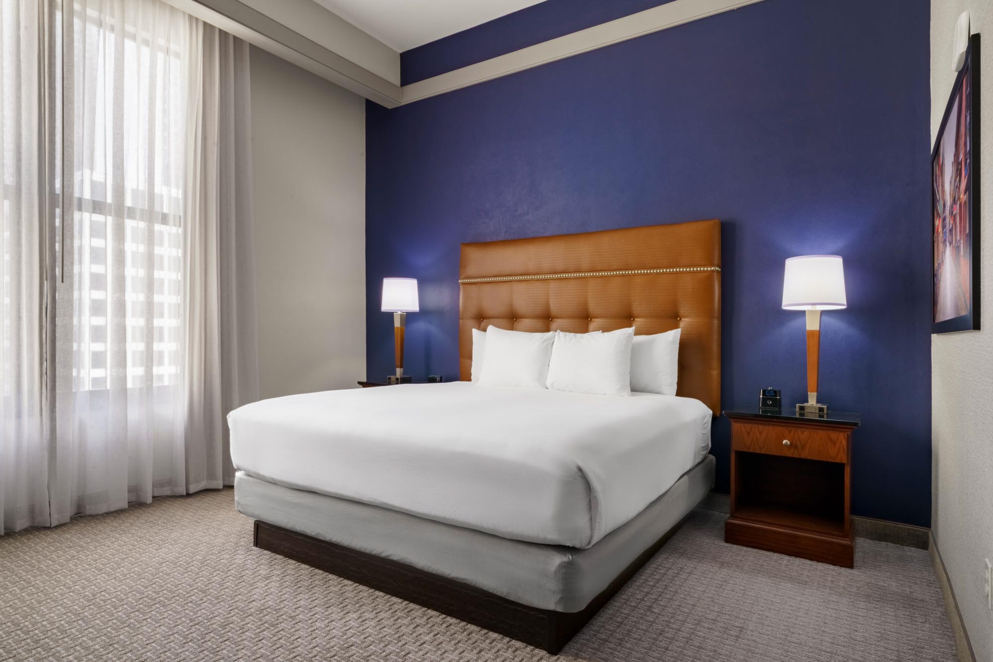 Drury Plaza Hotel New Orleans - 1 King Bed Suite Oversized