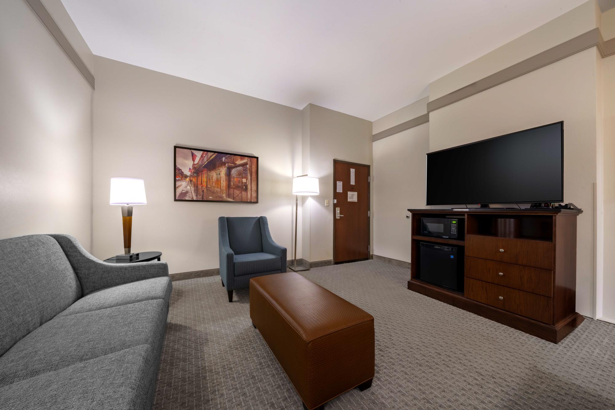 Drury Plaza Hotel New Orleans - 1 King Bed Suite Oversized