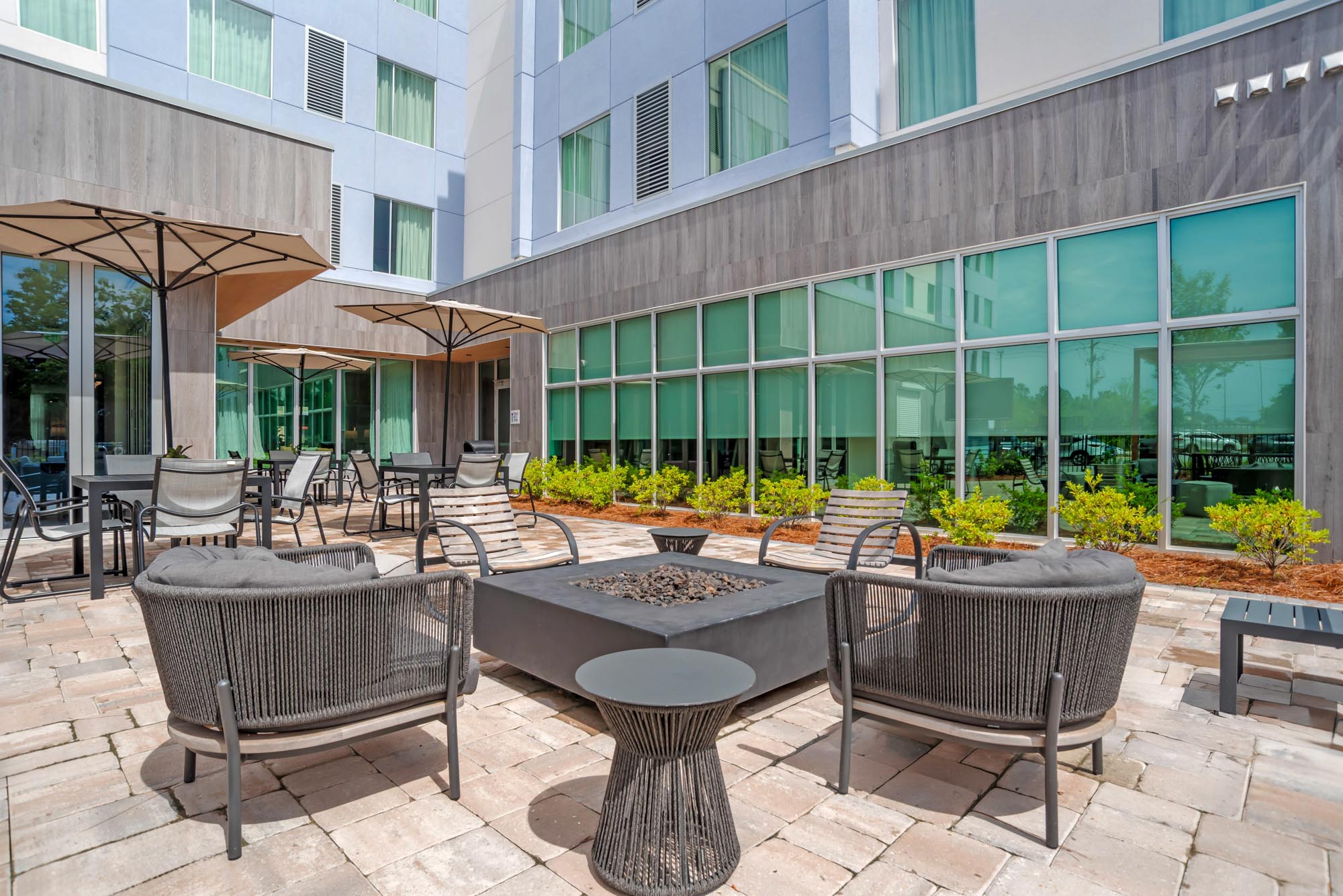 Drury Inn & Suites Destin Miramar Beach - Patio
