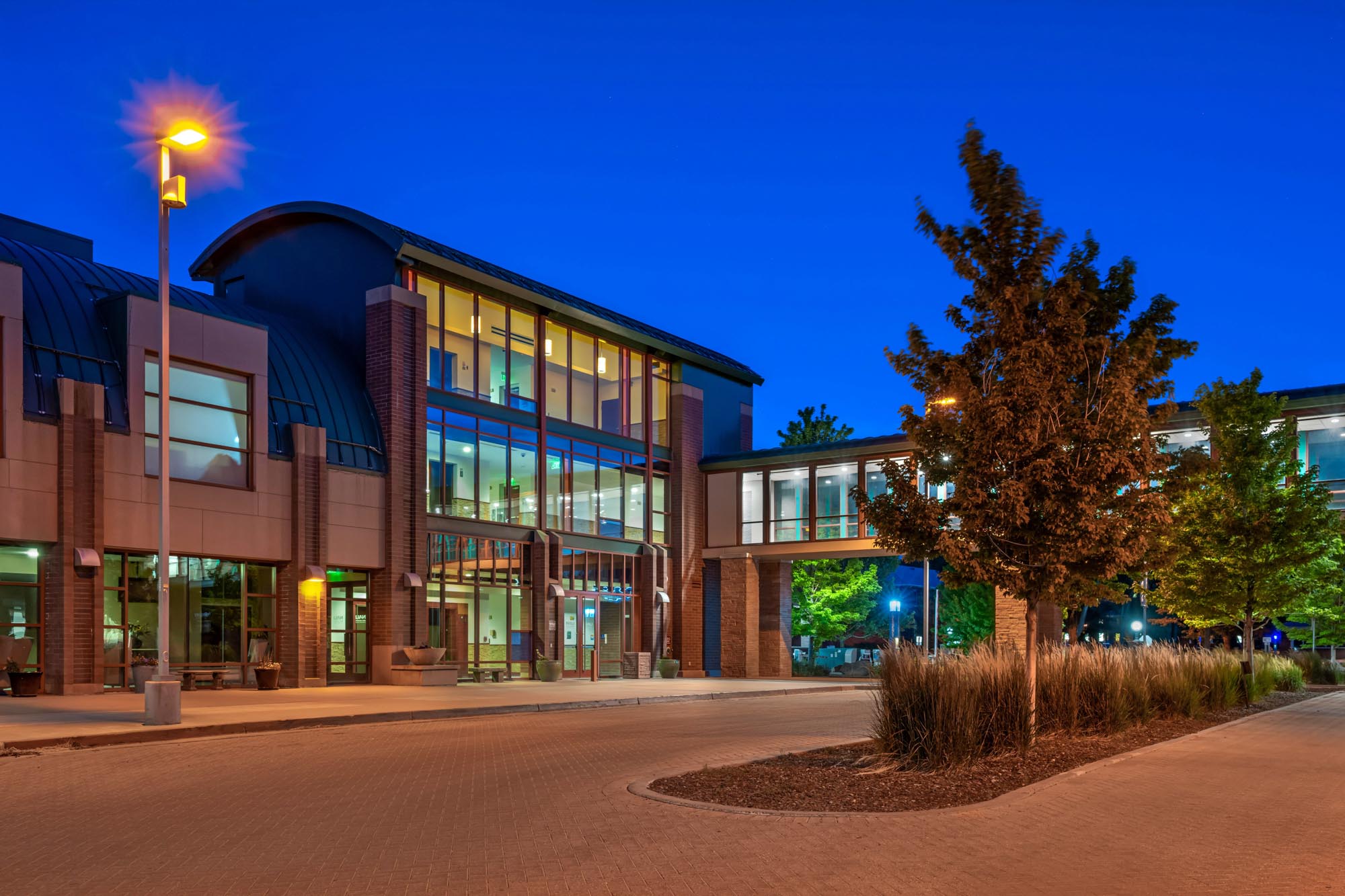 Drury Plaza Hotel Flagstaff - Exterior