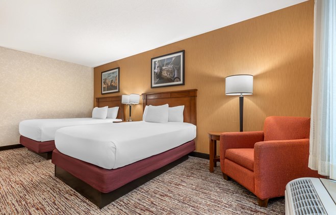 Drury Inn & Suites St. Louis Forest Park - 2 Queen Beds