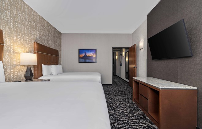 Drury Plaza Hotel Mobile - 2 Queen Beds Suite