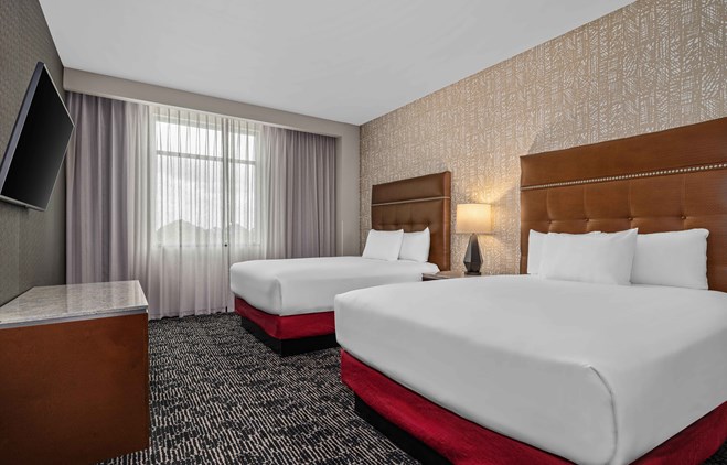 Drury Plaza Hotel Mobile - 2 Queen Beds Suite
