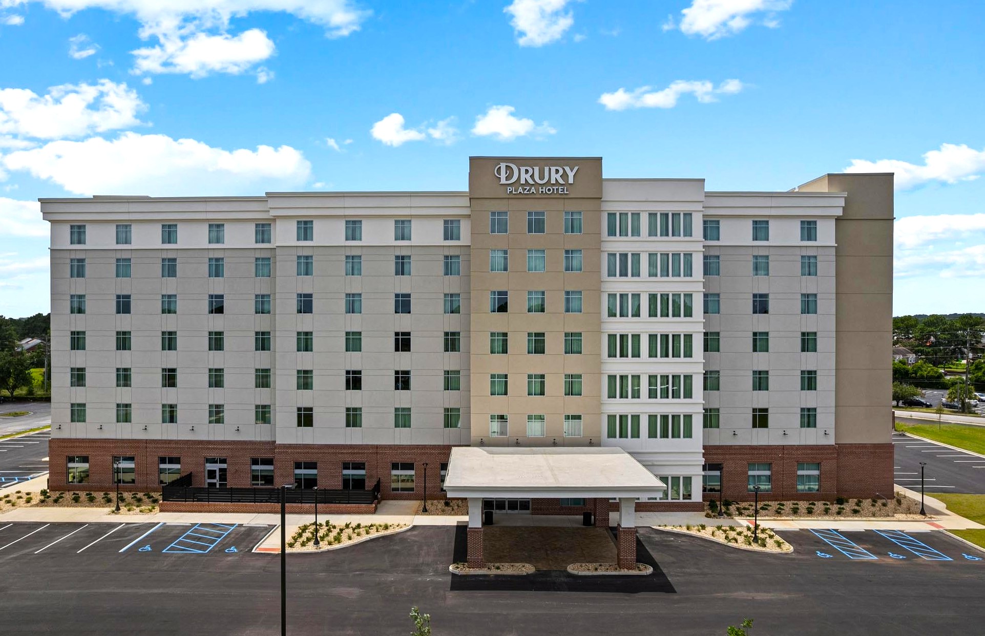 Drury Inn Mobile Exterior