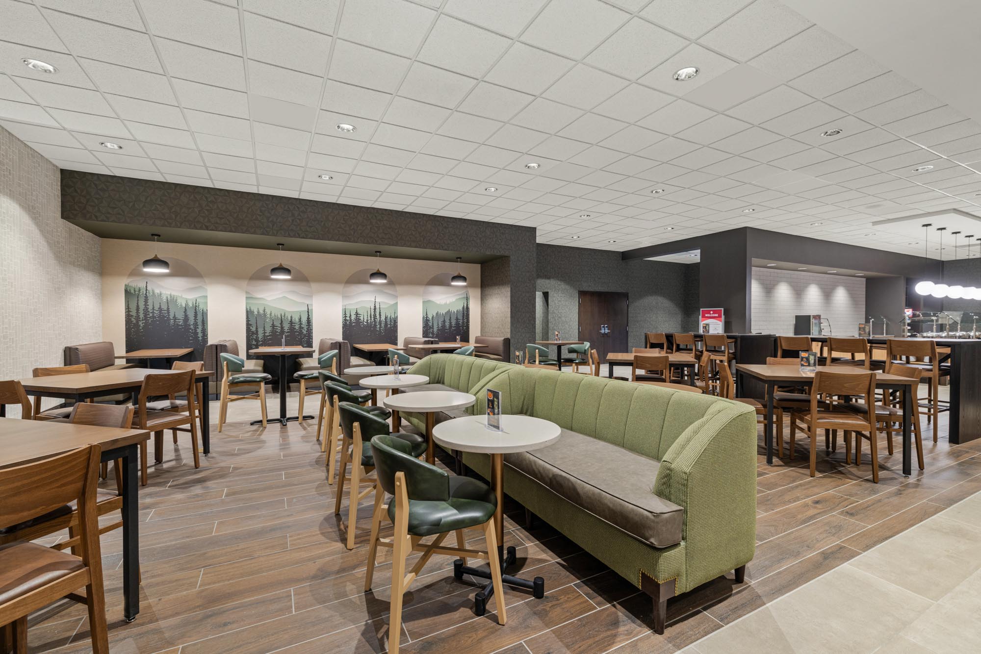 Drury Plaza Hotel Nashville Southeast Century Farms - Dining Area