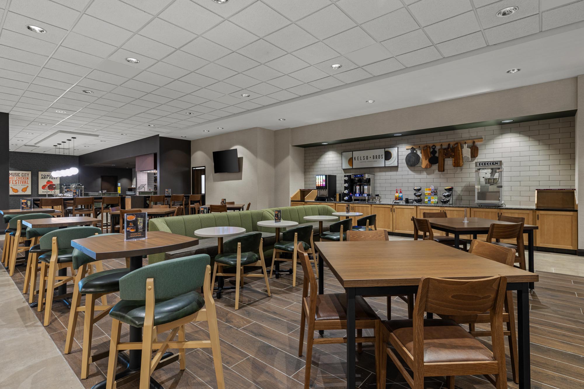 Drury Plaza Hotel Nashville Southeast Century Farms - Dining Area