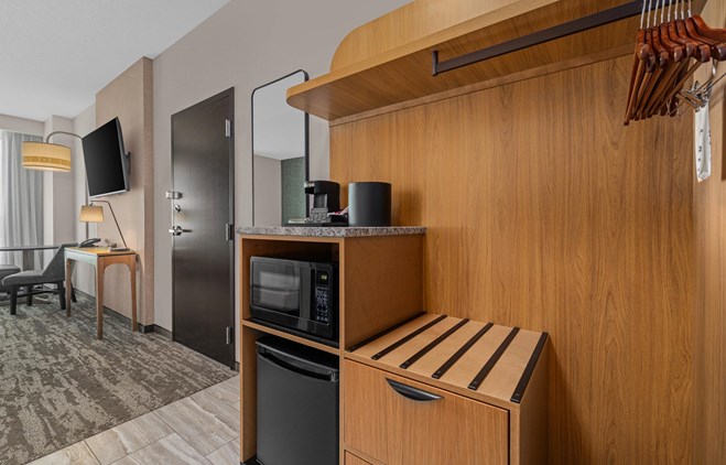 Drury Plaza Hotel Nashville Southeast Century Farms - 2 Queen Bed Guestroom