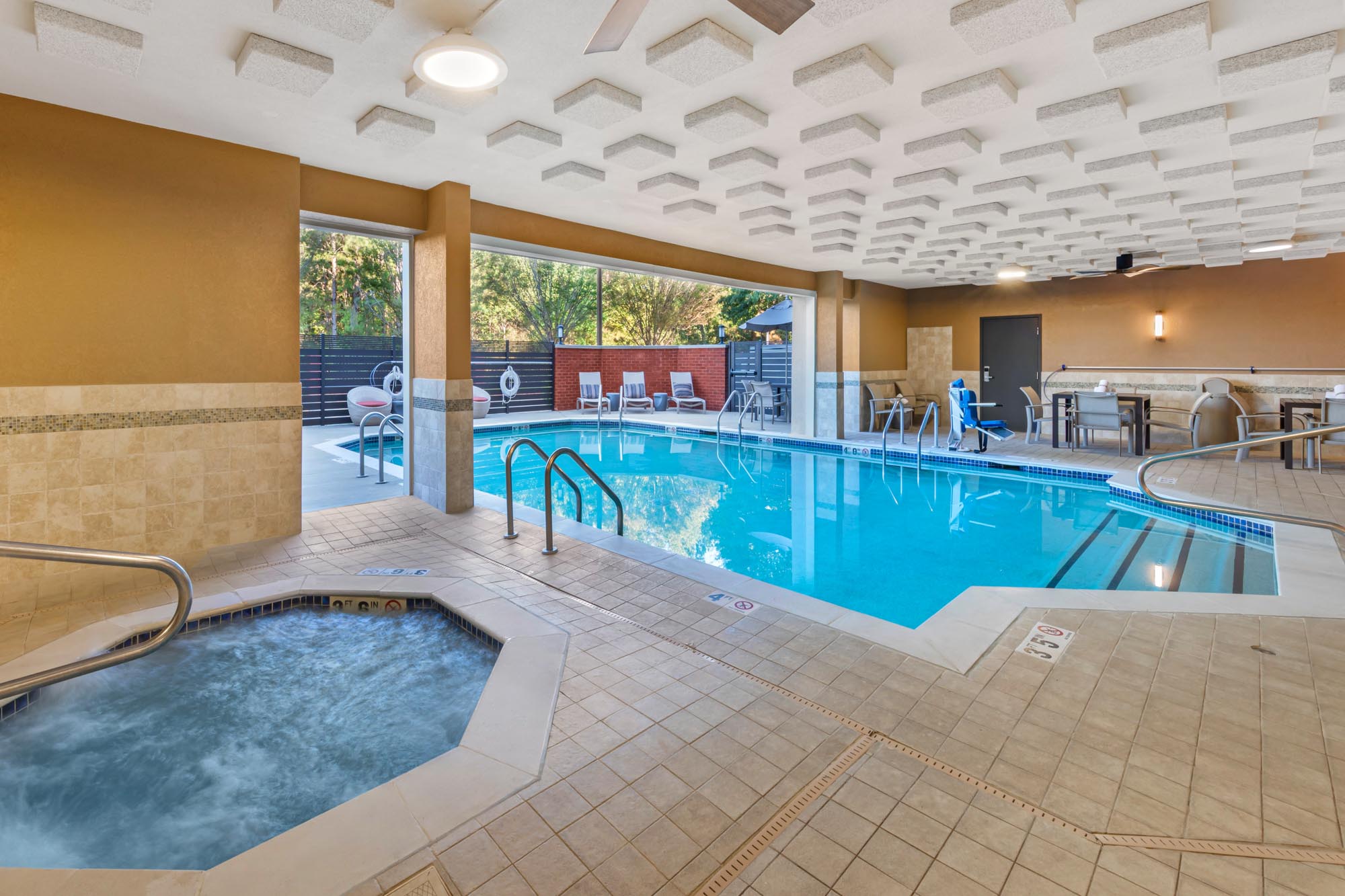 Drury Inn & Suites Birmingham Grandview - Pool