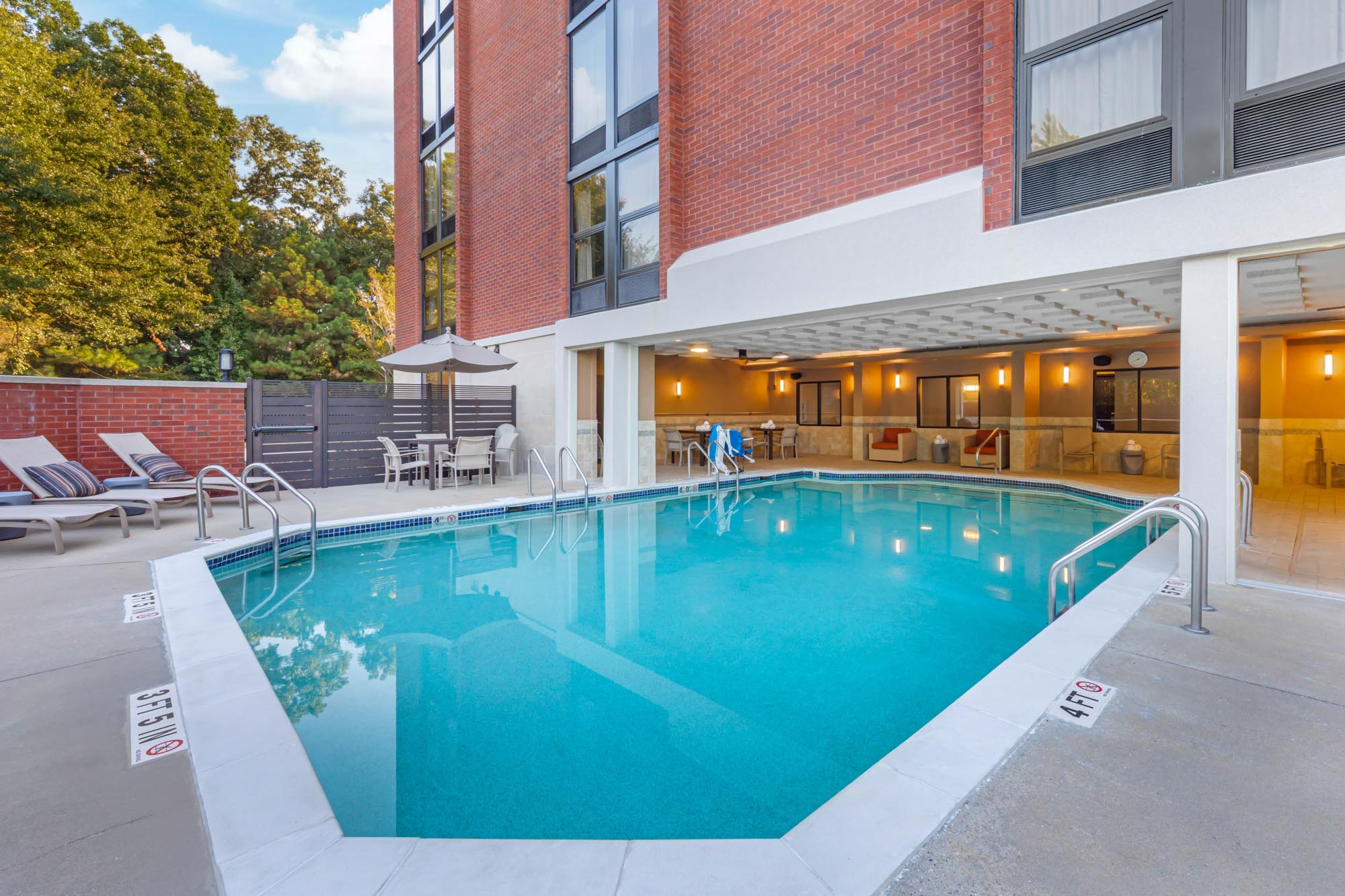 Drury Inn & Suites Birmingham Grandview - Pool
