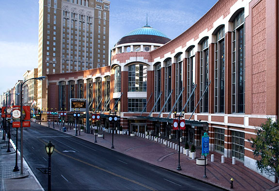 Drury Inn & Suites St. Louis Convention Center - Drury Hotels